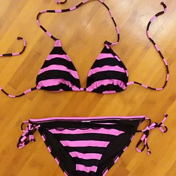 Other - NWOT bikini with lace details